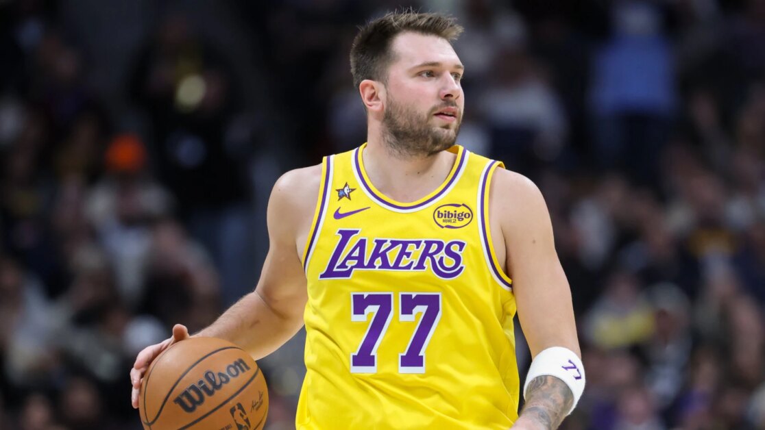 Прямые обновления: обновления по всей НБА в субботу. Следите за сегодняшними действиями НБА, и мы будем держать вас в курсе главных моментов и событий лиги.